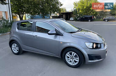 Хетчбек Chevrolet Aveo 2013 в Рівному