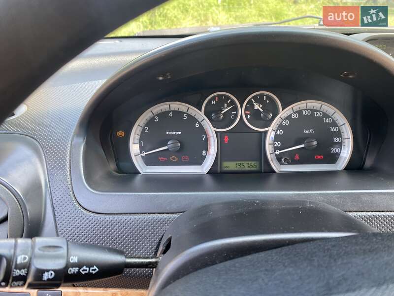 Седан Chevrolet Aveo 2007 в Львові