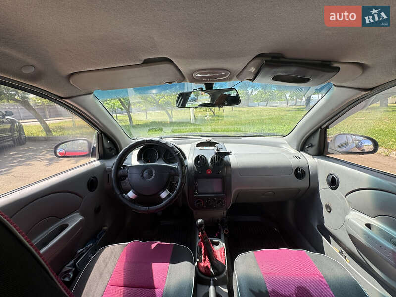 Седан Chevrolet Aveo 2004 в Миколаєві фото 9 Седан Chevrolet Aveo 2004 в Миколаєві