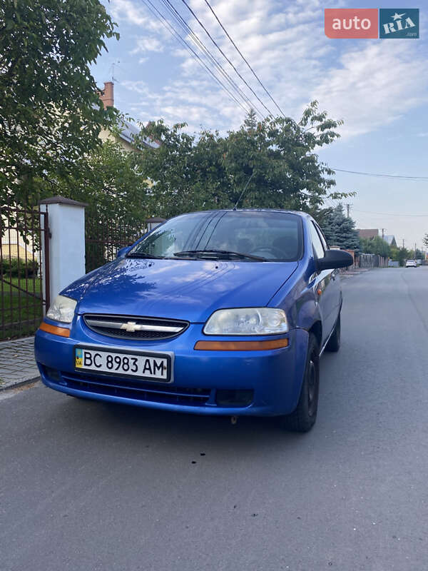 Седан Chevrolet Aveo 2005 в Львове