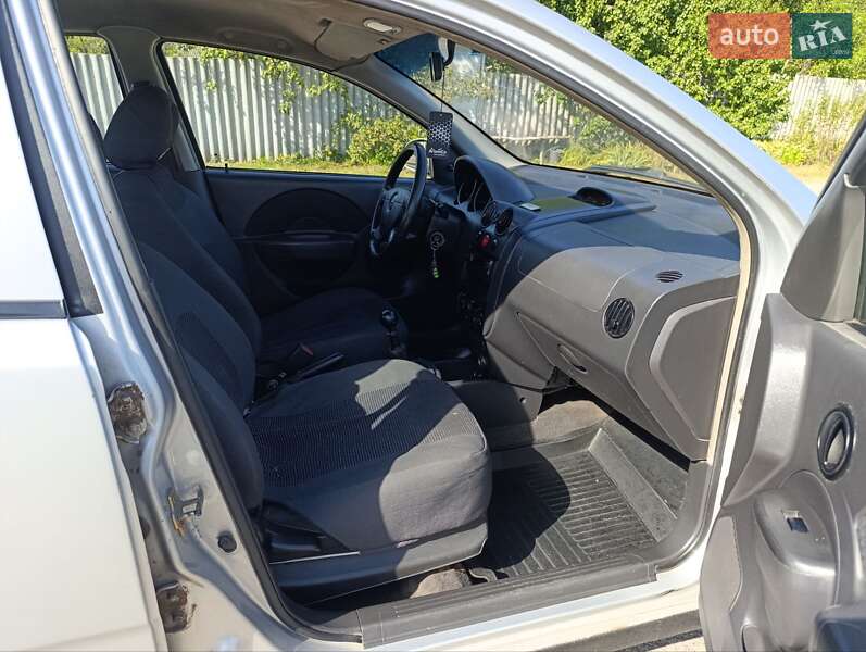 Седан Chevrolet Aveo 2006 в Харькове
