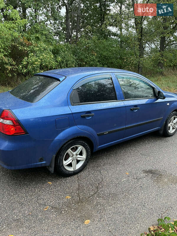 Седан Chevrolet Aveo 2006 в Черкассах