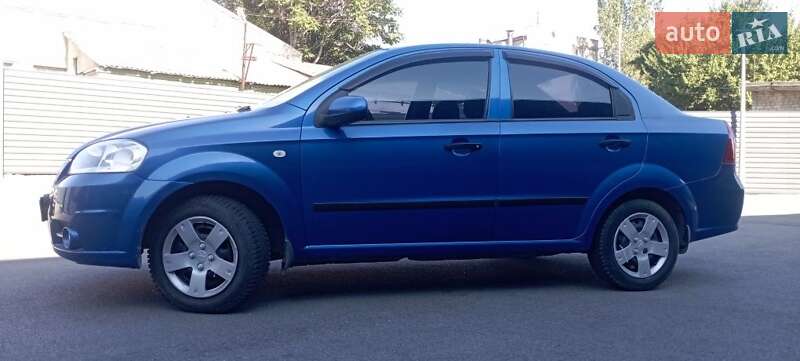 Седан Chevrolet Aveo 2008 в Запорожье