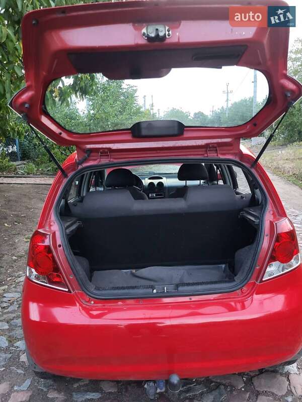 Хэтчбек Chevrolet Aveo 2006 в Первомайске