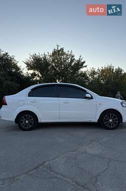 Седан Chevrolet Aveo 2007 в 