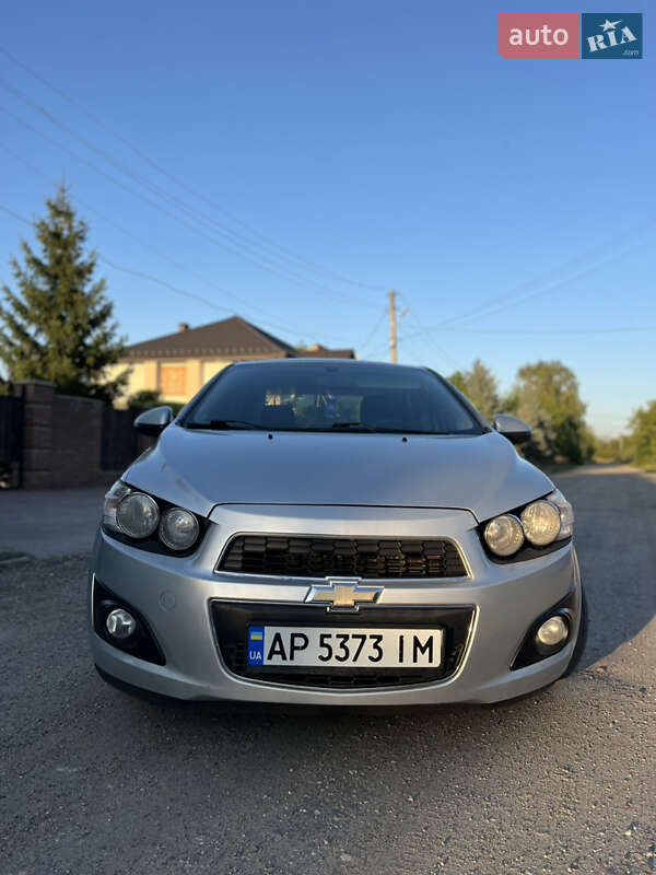 Седан Chevrolet Aveo 2012 в Запорожье