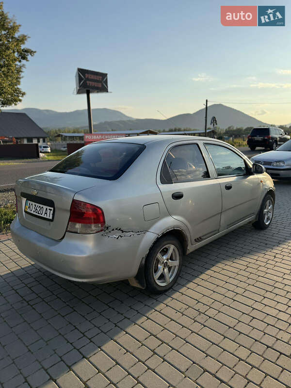 Седан Chevrolet Aveo 2004 в Тячеве фото 5 Седан Chevrolet Aveo 2004 в Тячеве