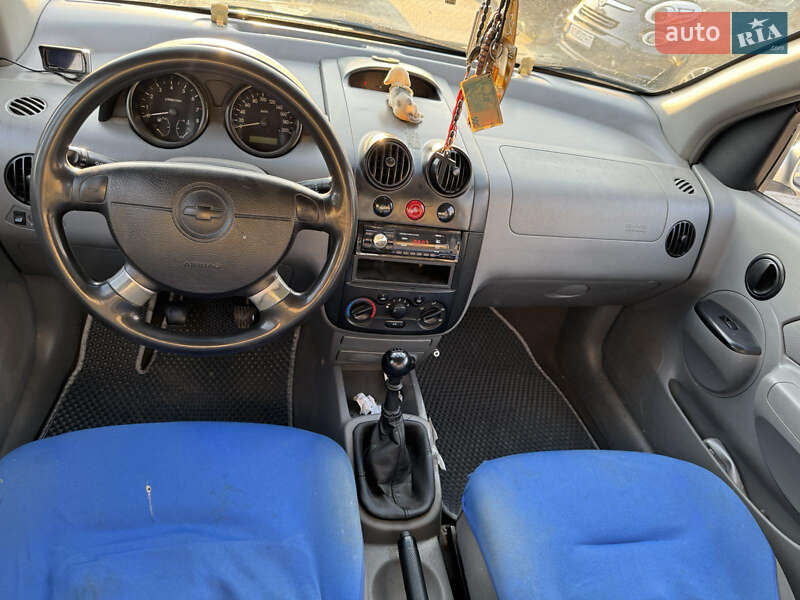 Седан Chevrolet Aveo 2004 в Тячеве фото 14 Седан Chevrolet Aveo 2004 в Тячеве