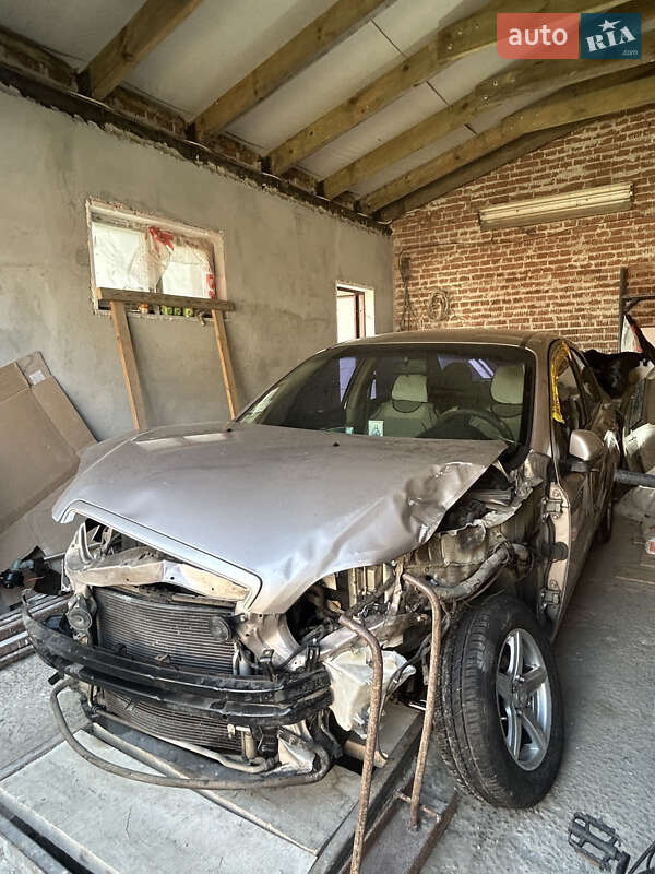 Седан Chevrolet Aveo 2008 в Львове