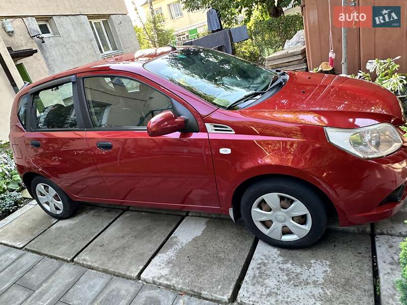 Хетчбек Chevrolet Aveo 2010 в Львові
