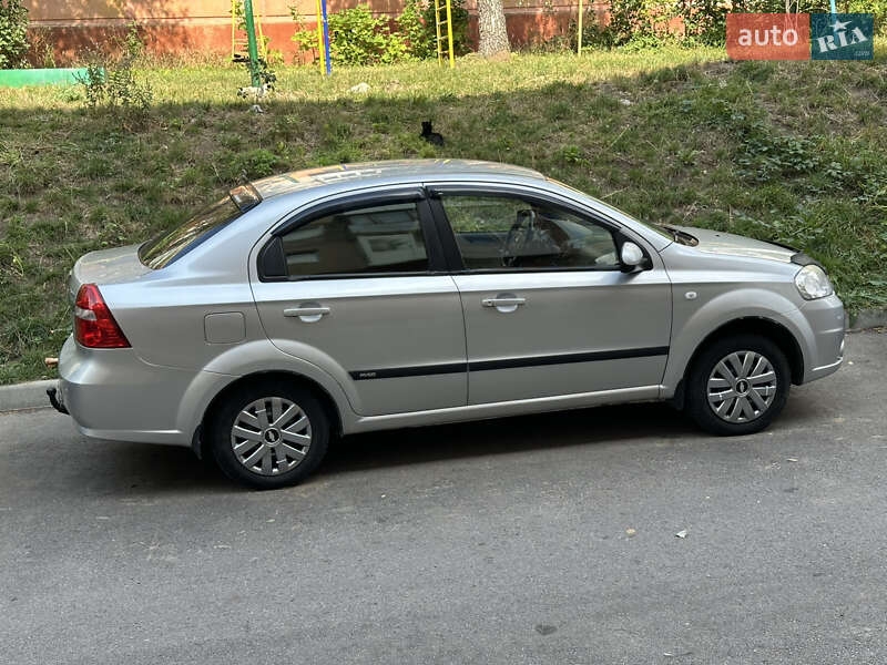 Седан Chevrolet Aveo 2007 в Тернополе
