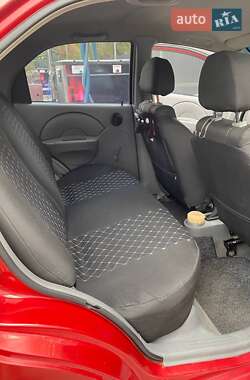 Седан Chevrolet Aveo 2005 в 