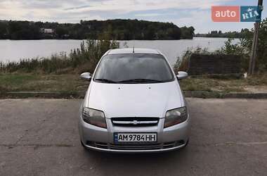 Хэтчбек Chevrolet Aveo 2008 в Бердичеве