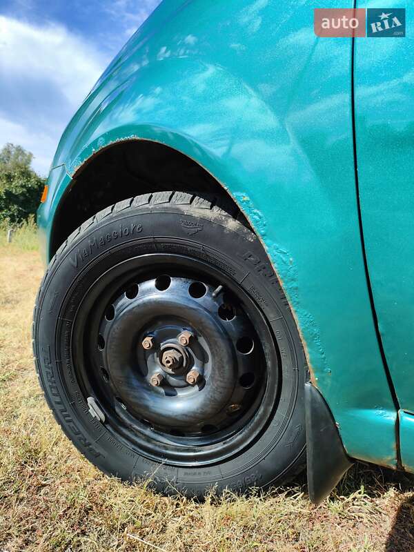 Хэтчбек Chevrolet Aveo 2004 в Киеве