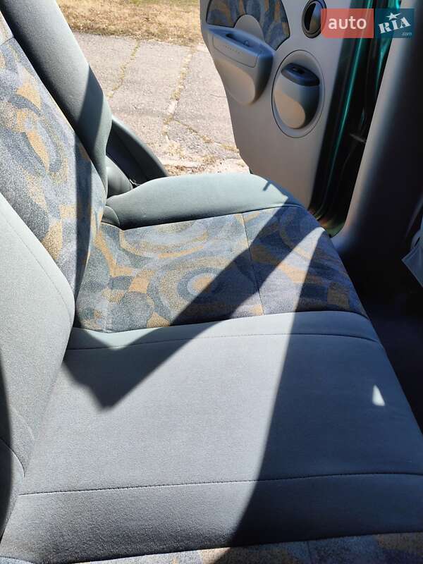 Хэтчбек Chevrolet Aveo 2004 в Киеве