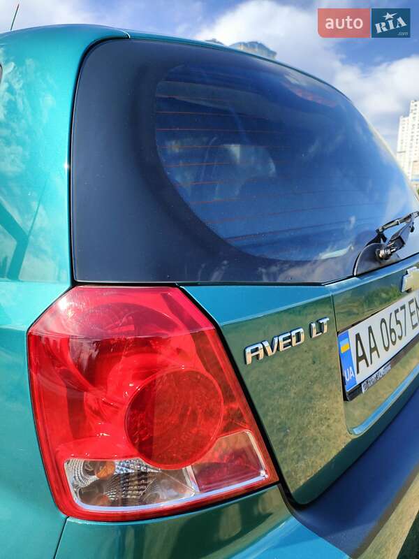 Хэтчбек Chevrolet Aveo 2004 в Киеве