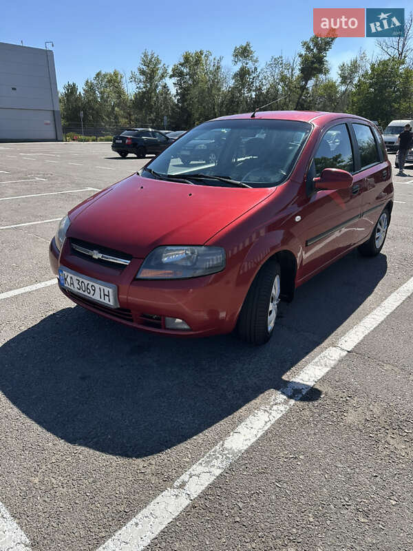 Хэтчбек Chevrolet Aveo 2006 в Запорожье