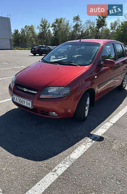 Хэтчбек Chevrolet Aveo 2006 в 