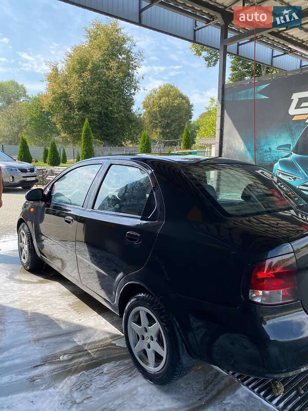 Седан Chevrolet Aveo 2004 в Герце