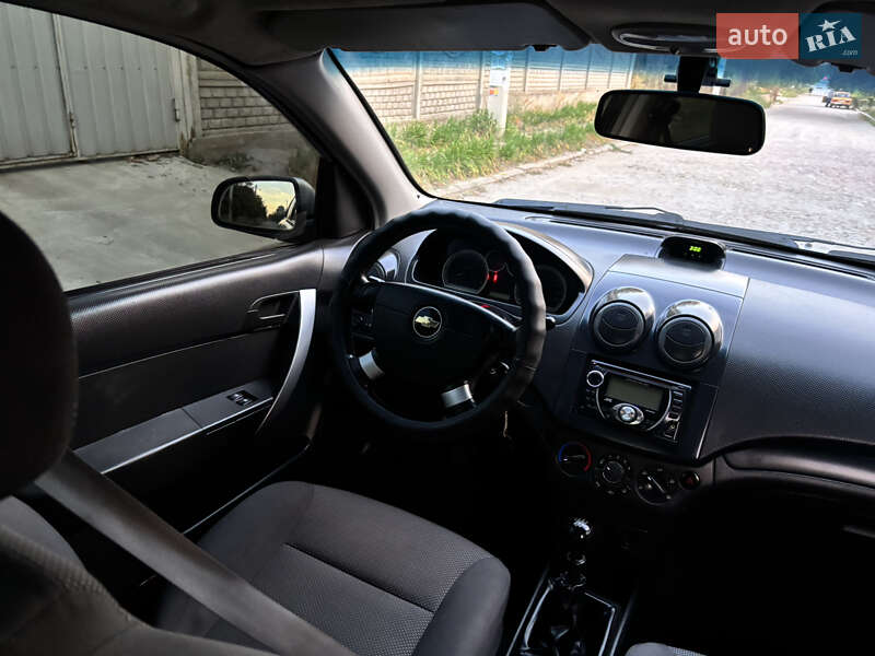 Седан Chevrolet Aveo 2008 в Запорожье