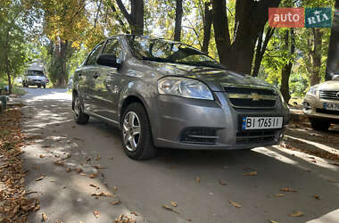Седан Chevrolet Aveo 2011 в Полтаве