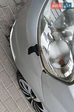 Седан Chevrolet Aveo 2011 в 