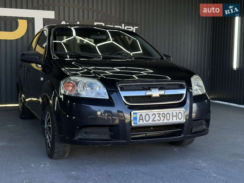 Седан Chevrolet Aveo 2008 в Тячеве