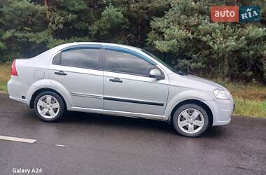 Седан Chevrolet Aveo 2008 в Львове