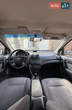 Хэтчбек Chevrolet Aveo 2009 в 