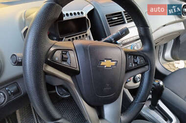 Седан Chevrolet Aveo 2012 в Львове