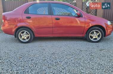 Седан Chevrolet Aveo 2004 в 