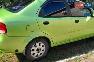 Седан Chevrolet Aveo 2005 в 