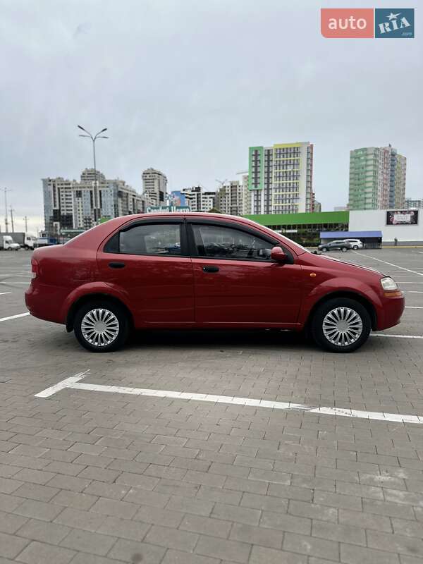 Седан Chevrolet Aveo 2005 в Одессе