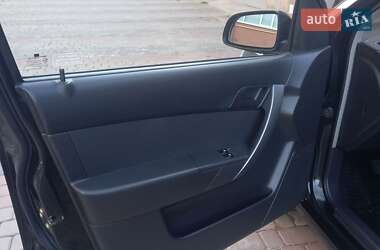 Седан Chevrolet Aveo 2006 в 
