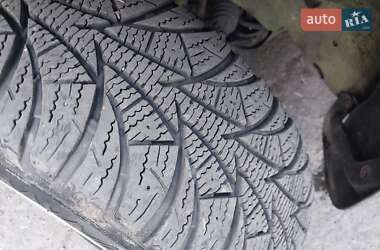 Хэтчбек Chevrolet Aveo 2005 в 