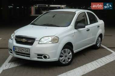 Седан Chevrolet Aveo 2008 в Києві