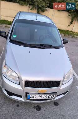 Хэтчбек Chevrolet Aveo 2009 в 
