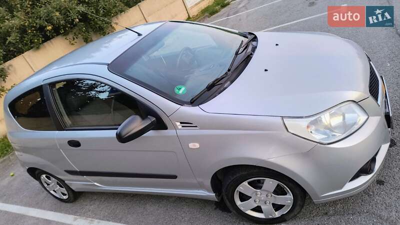 Хэтчбек Chevrolet Aveo 2009 в Владимире