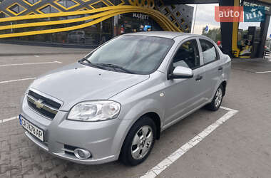 Седан Chevrolet Aveo 2008 в Киеве
