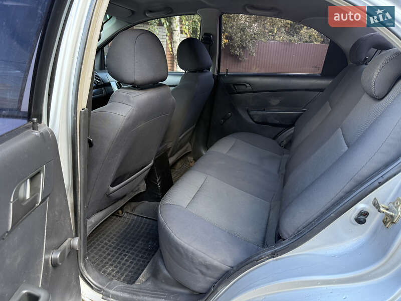 Седан Chevrolet Aveo 2006 в Кам'янському фото 16 Седан Chevrolet Aveo 2006 в Кам'янському