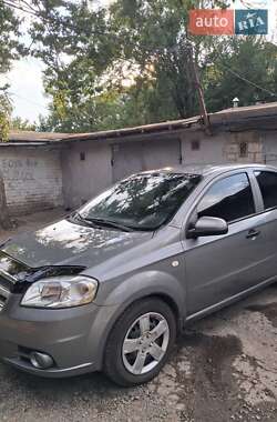 Седан Chevrolet Aveo 2008 в Кривом Роге