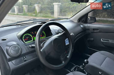 Седан Chevrolet Aveo 2010 в 