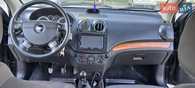 Седан Chevrolet Aveo 2008 в Теофиполе
