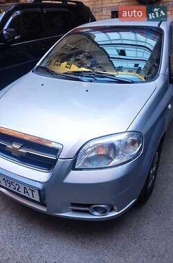 Седан Chevrolet Aveo 2011 в Киеве