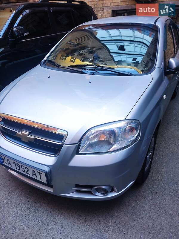Седан Chevrolet Aveo 2011 в 