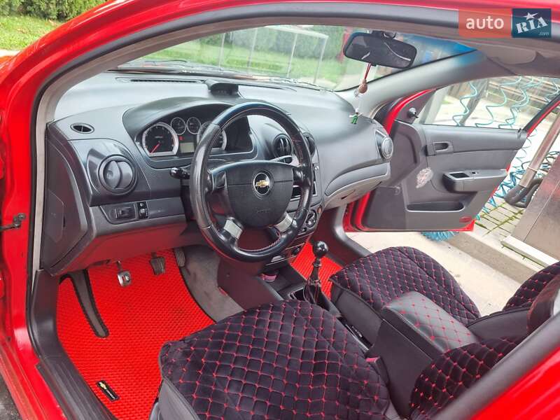 Седан Chevrolet Aveo 2008 в Млиніві