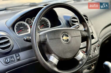 Седан Chevrolet Aveo 2010 в 