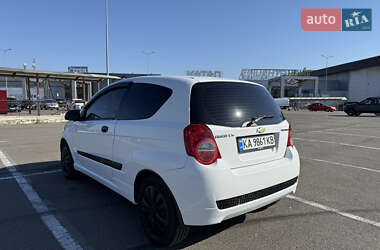 Хэтчбек Chevrolet Aveo 2011 в 