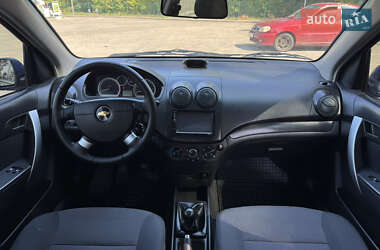 Седан Chevrolet Aveo 2010 в 