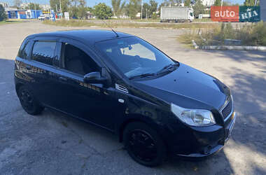 Хэтчбек Chevrolet Aveo 2009 в 